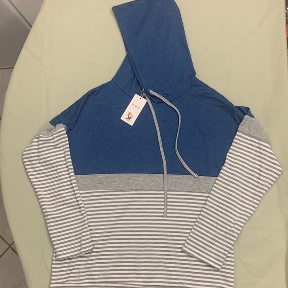Butgood Woman's Color Block Hoodie - NWT - Picture 1 of 5